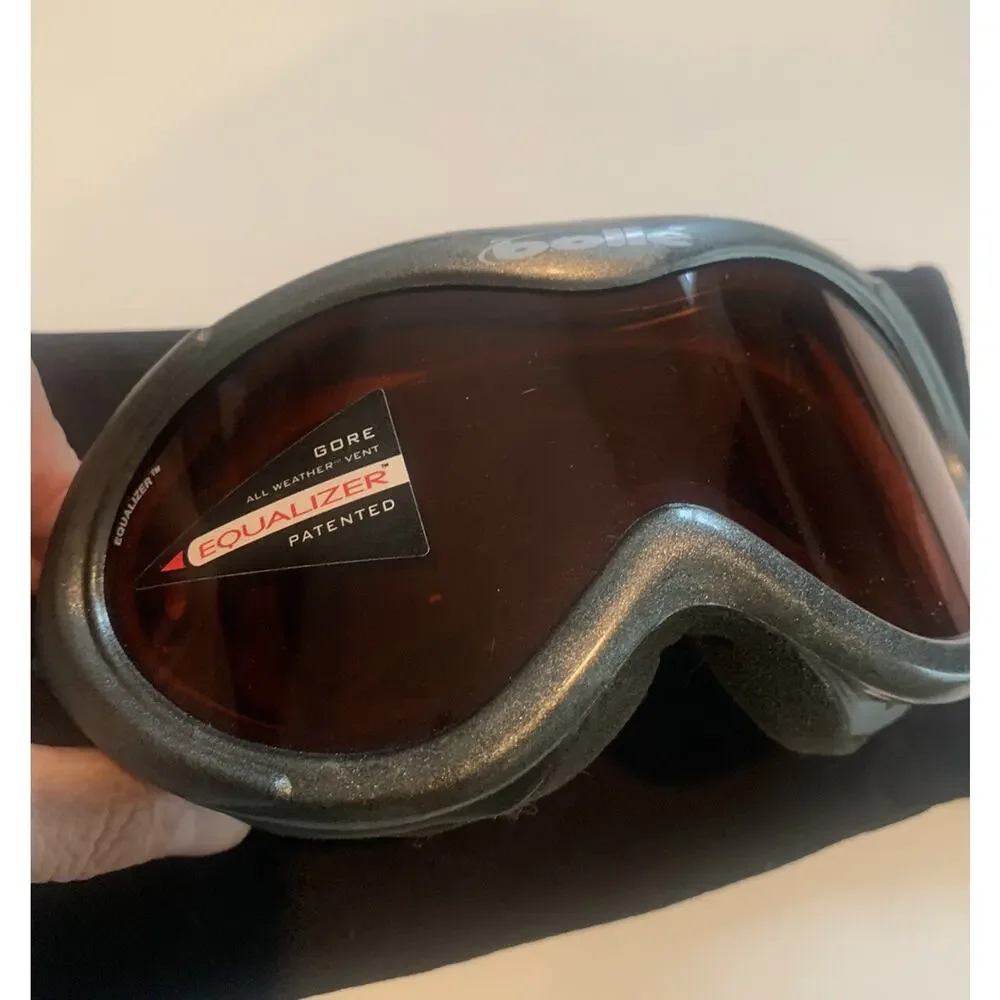 Bolle Equalizer Unisex Ski Goggles, Carbon Gray, Krait Citrus Lens.  NWT